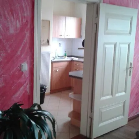 Und In Der Alten Tischlerei Apartment Lassan