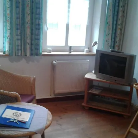 Apartment Und In Der Alten Tischlerei Lassan