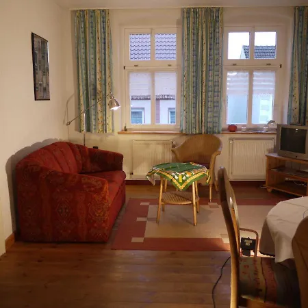 Und In Der Alten Tischlerei Apartment Lassan