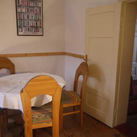 Apartment Und In Der Alten Tischlerei *
