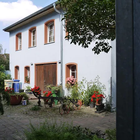 Apartment Und In Der Alten Tischlerei Lassan